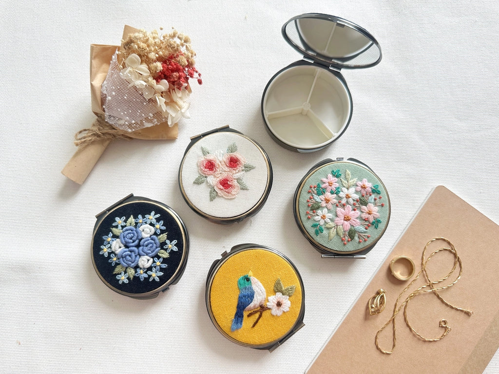 Floral Embroidered Jewelry Box W/ Mirror