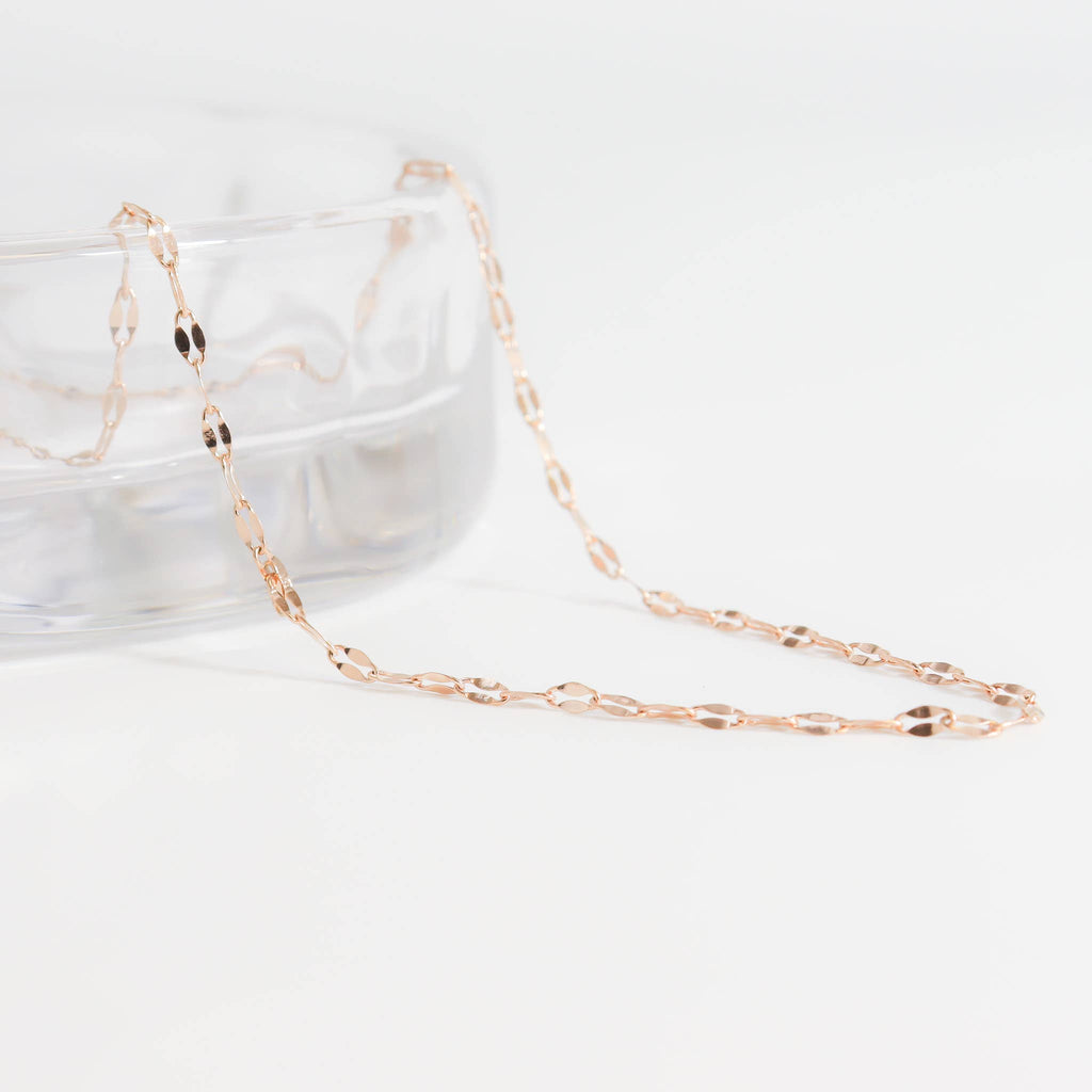 Mia Stainless Steel Lip Chain Necklace