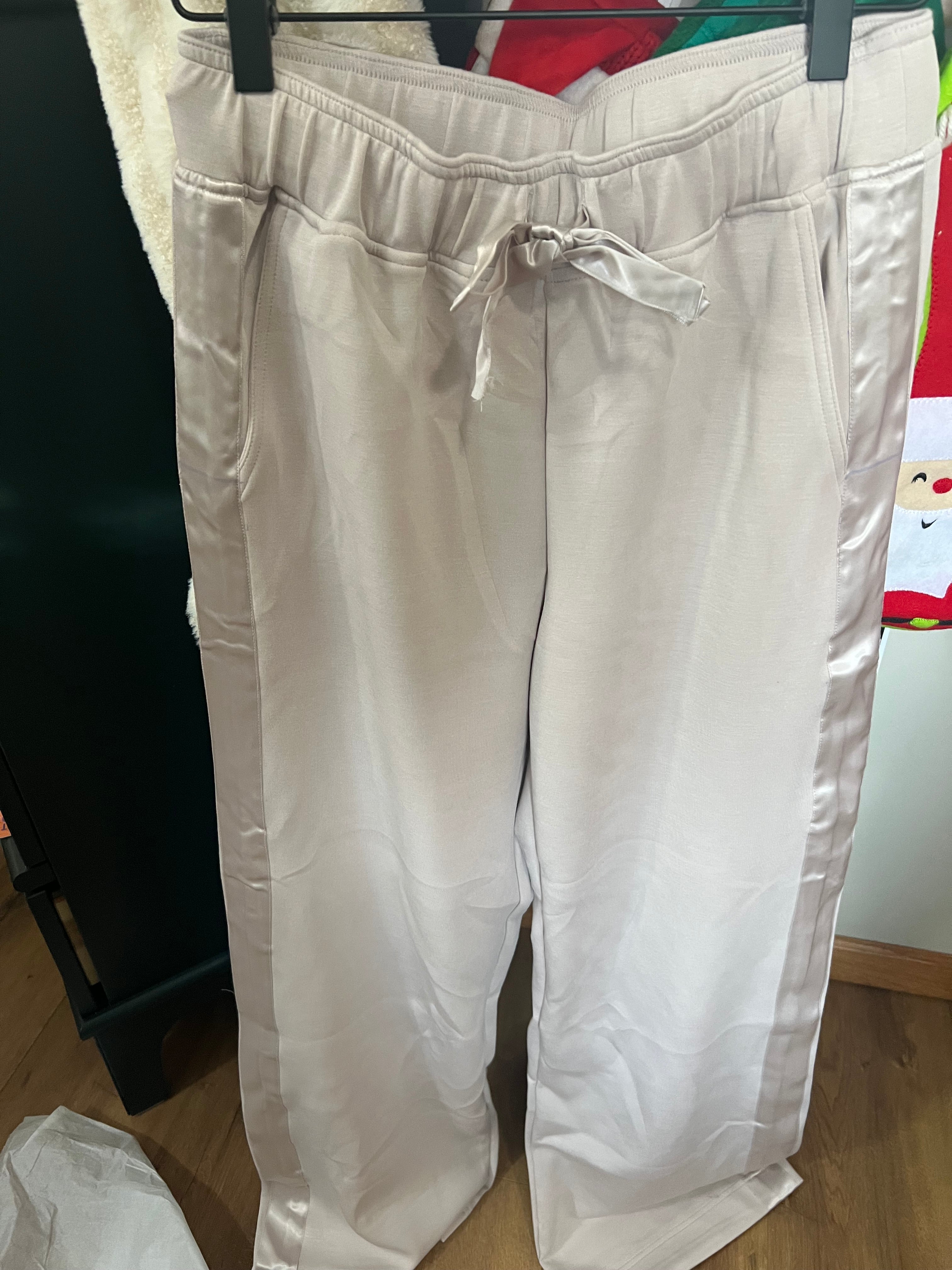 Satin Dreams Pants - Cream