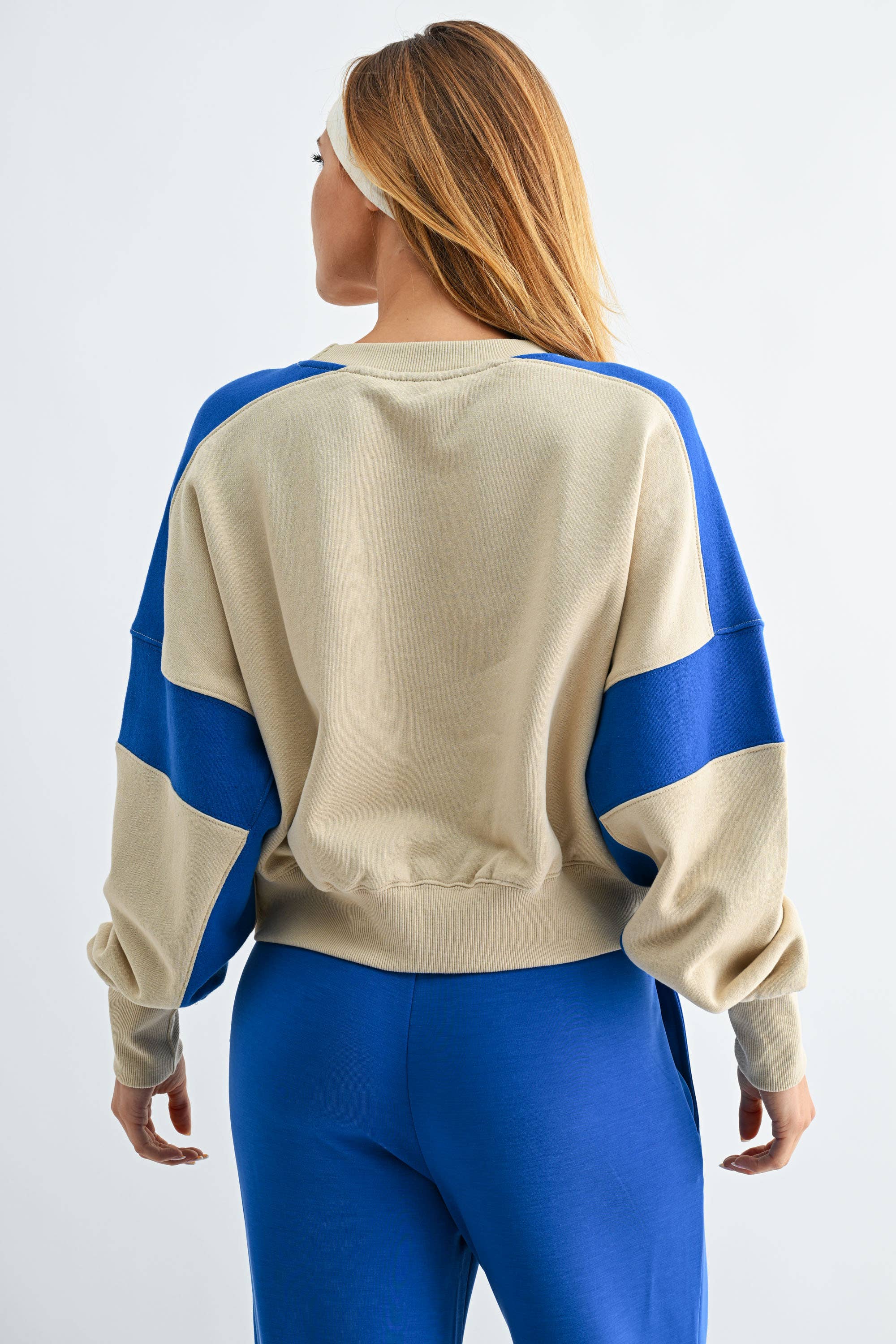 Contrast Edge Cropped Sweatshirt