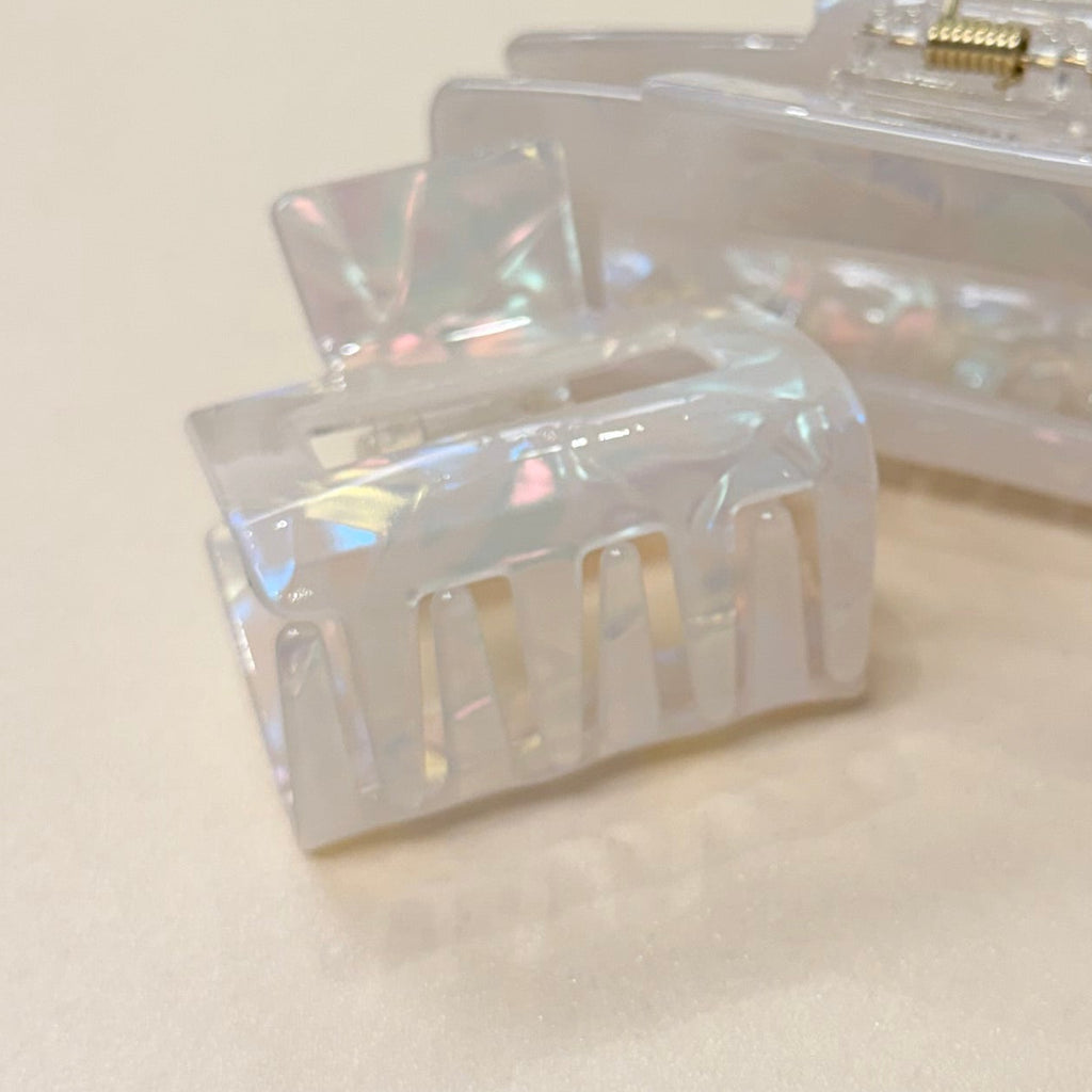 Pearly Claw Clip