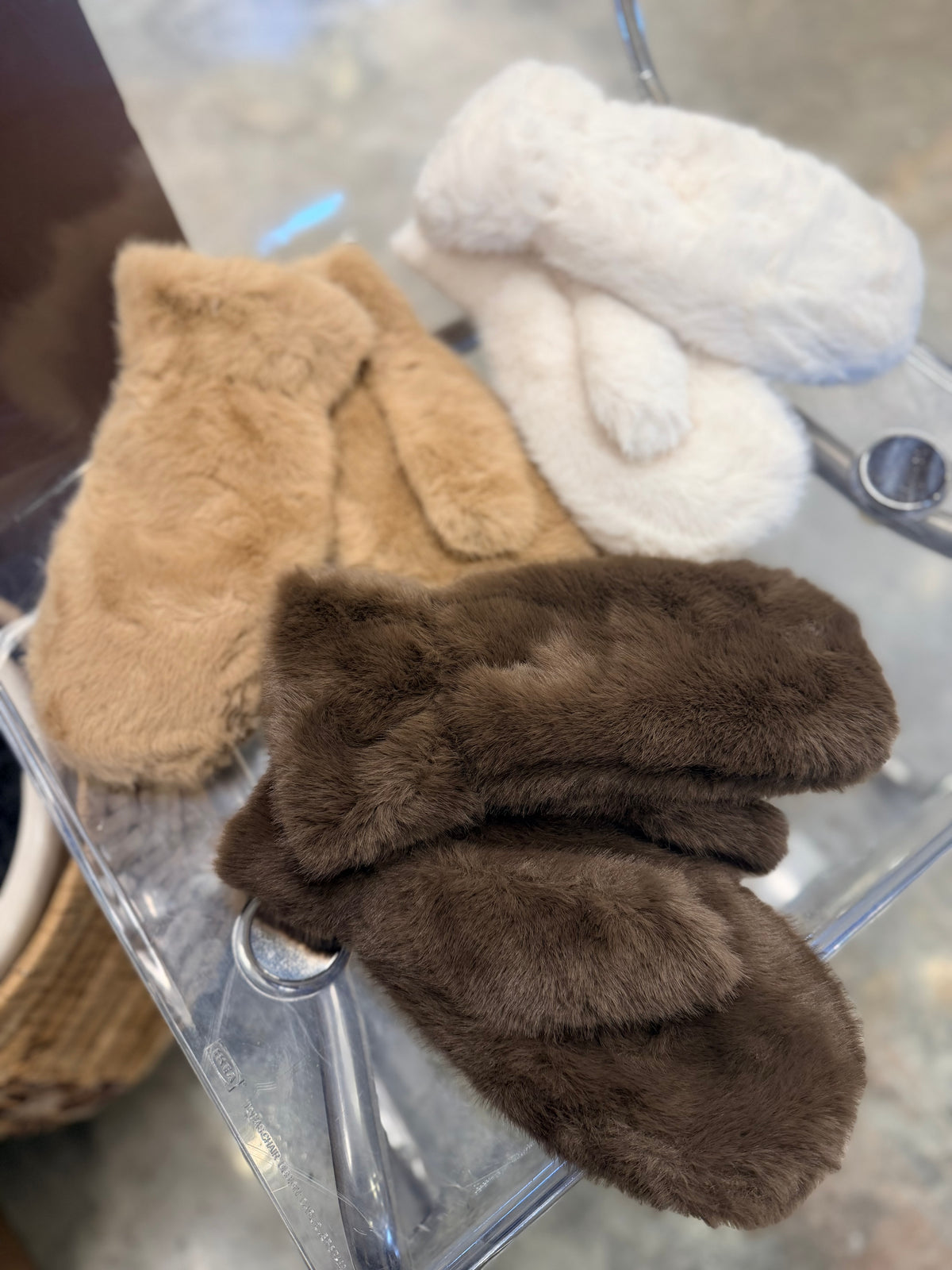 Sally Faux Fur Mittens