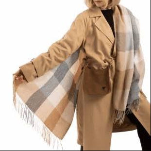 Kiz & Tassel Scarf